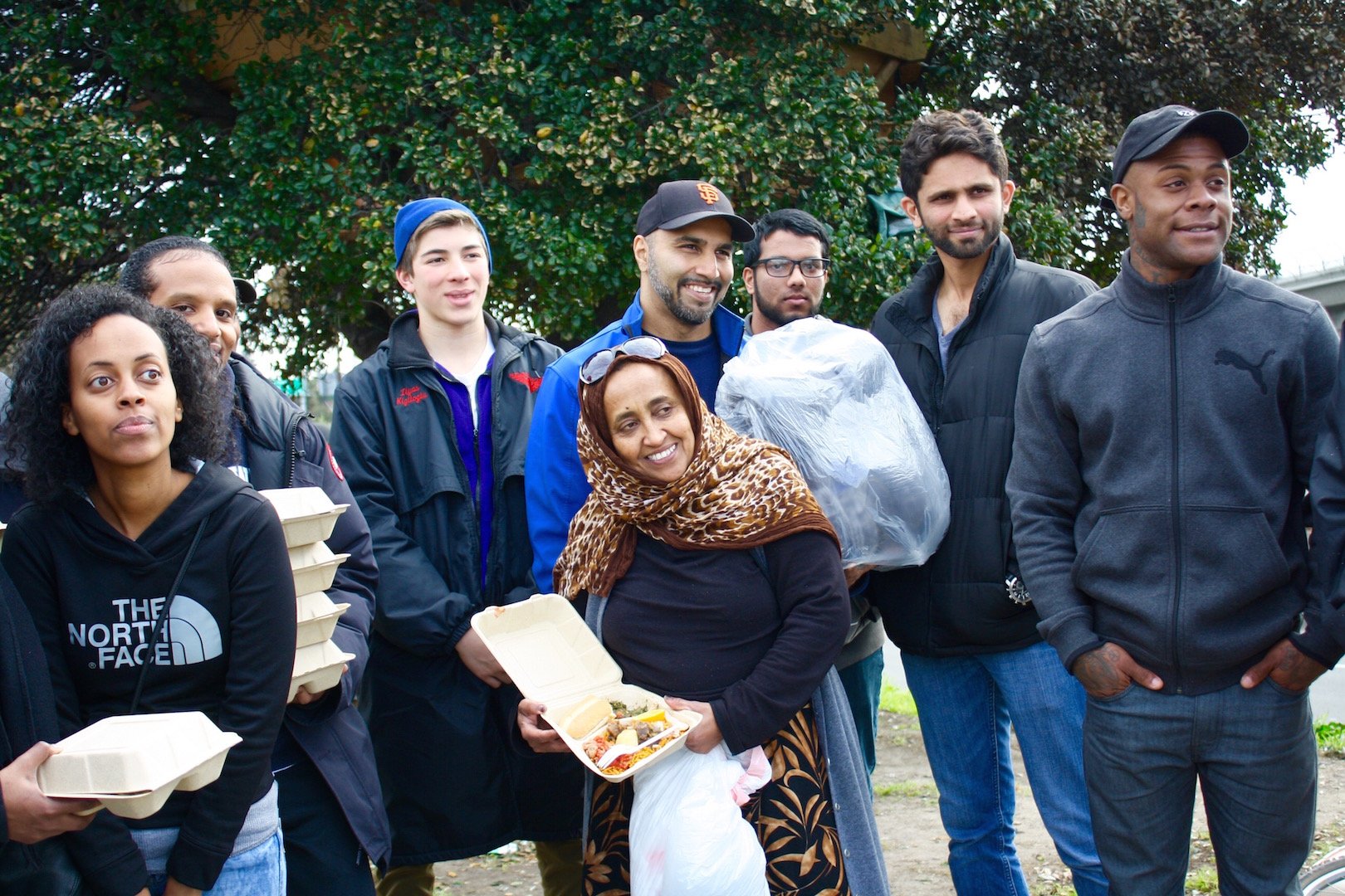 Muslim and Eritrean immigrant communities in the East Bay head to Fruitvale to deliver hot meals and blankets for the homeless during the holidays.