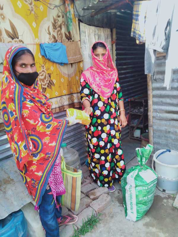 Women from the jhuggi of Kishangarh, have been front line workers during the pandemic. Image: Basti Suraksha Manch