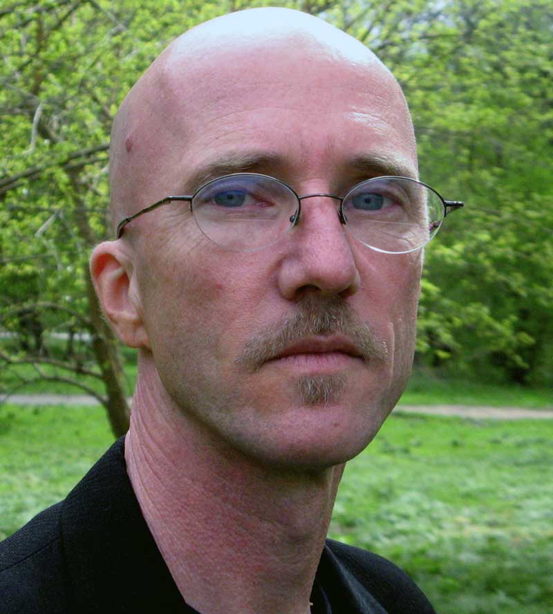Robert Moïse headshot