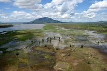 Flooded fields near the Shire and Linkhubula rivers in Malawi. The area is still recovering from the flooding after Cyclone Idai hit the country. Credit: GovernmentZA (CC BY-ND 2.0)